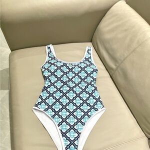 CASABLANCA Stylish Geometric One-Piece Swimsuit - Blue and White